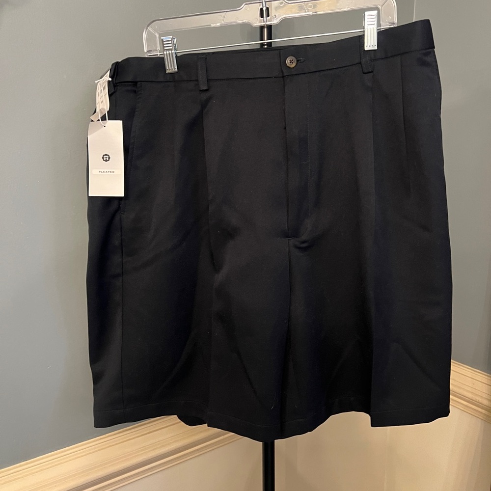 Hagger Elegant Navy Men's NWT‎ Shorts 40 pleated